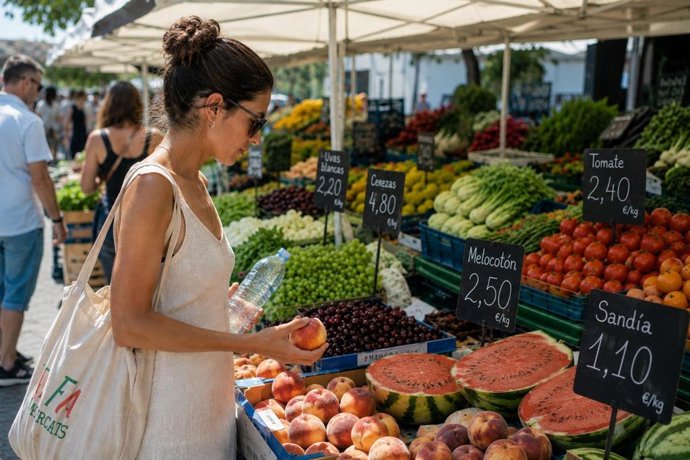 Gastroenterólogo recuerda que el estreñimiento puede empeorar con la deshidratación asociada a las altas temperaturas