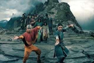Archivo - Avatar: The Last Airbender. (L to R) Gordon Cormier as Aang, Kiawentiio Tarbell as Katara in season 2 of Avatar: The Last Airbender. Cr. Courtesy of Netflix  2026