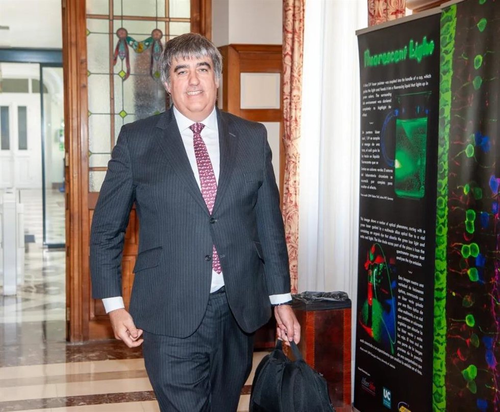 Carlos Aso, consejero delegado de AndBank, a su llegada al curso de verano que organiza la APIE en la Universidad Menéndez Pelayo de Santander.
