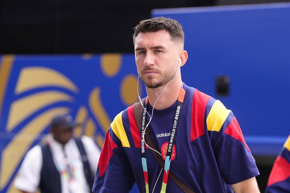Aymeric Laporte antes de un partido de la selección española