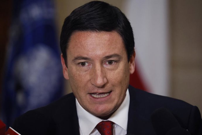 Chile.- Squella acusa que críticas de Boric a cobros de CAE tienen intereses electorales