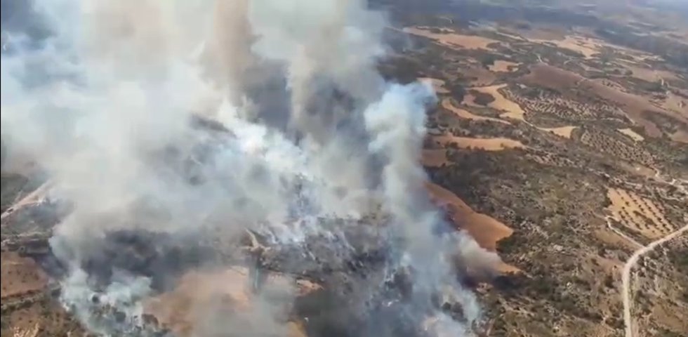 Declarado incendio en el vertedero de Alcañiz (Teruel)