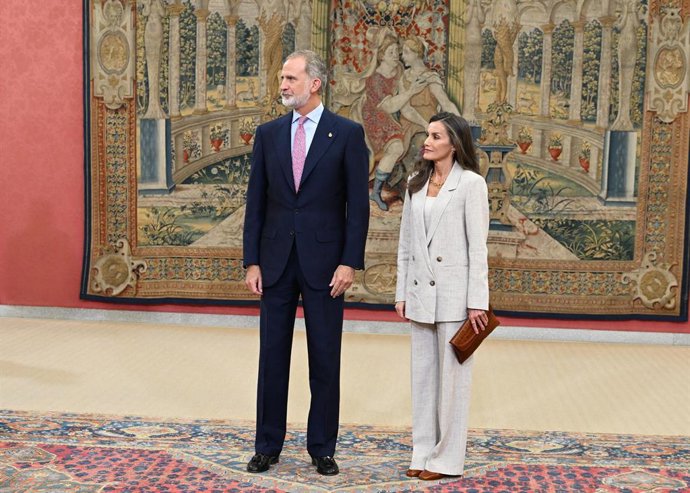 O Rei Felipe VI e a Rainha Letizia durante a reunião anual do Conselho de Curadores da Fundação Princesa das Astúrias, realizada no Palácio Real de El Pardo, em 23 de junho de 2026, em Madri (Espanha).