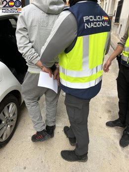 Archivo - Detención de la Policía Nacional al acusado de pornografía infantil