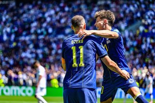 24 June 2026, US, Seattle: Bosnia and Herzegovina's Edin Dzeko and Bosnia and Herzegovina's Esmir Bajraktarevic celebrate during the 2026 FIFA World Cup Group B match between Bosnia and Herzegovina and Qatar. Photo: Dirk Waem/Belga/dpa