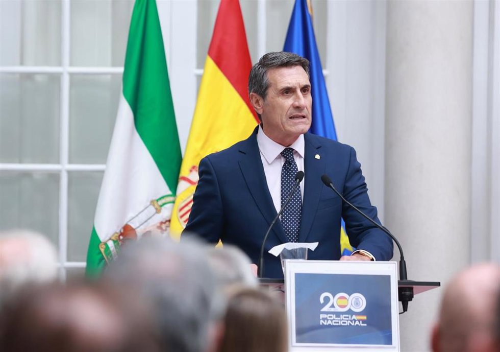 El delegado del Gobierno en Andalucía, Pedro Fernández, interviene en un acto. Imagen de archivo.