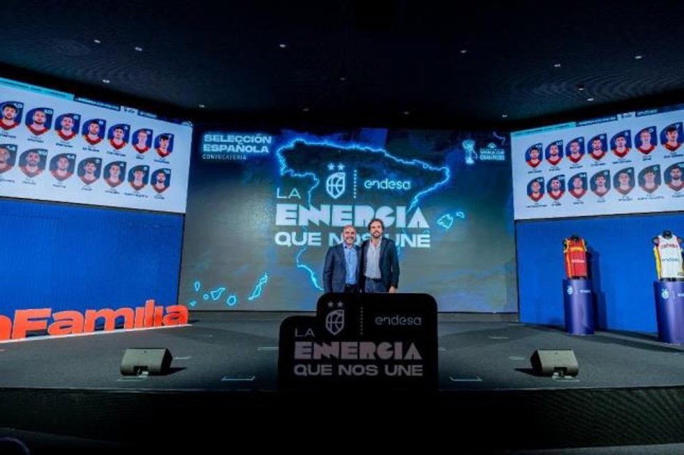 El seleccionador nacional de baloncesto, Chus Mateo, ha anunciado la lista de convocados de España para enfrentarse a Dinamarca y Georgia de la primera fase de clasificación para la Copa del Mundo de 2027.