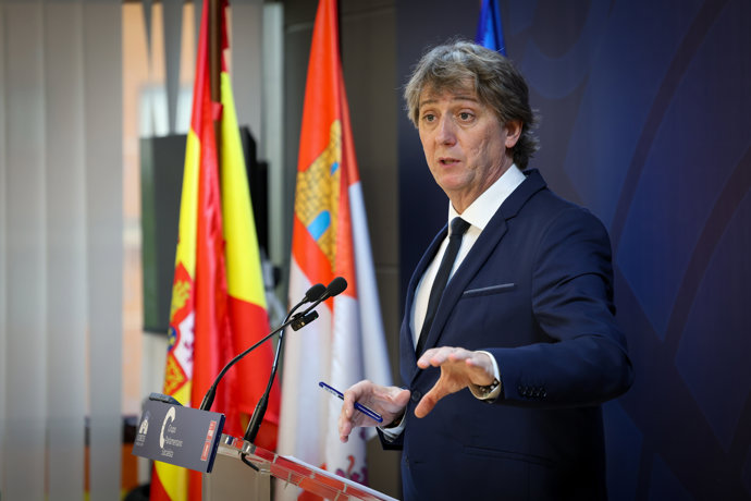 Martínez en la rueda de prensa sobre el caso Fuentona