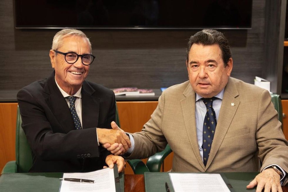 Caja Rural de Asturias refuerza su compromiso con FEMETAL en el año de su 50 aniversario.