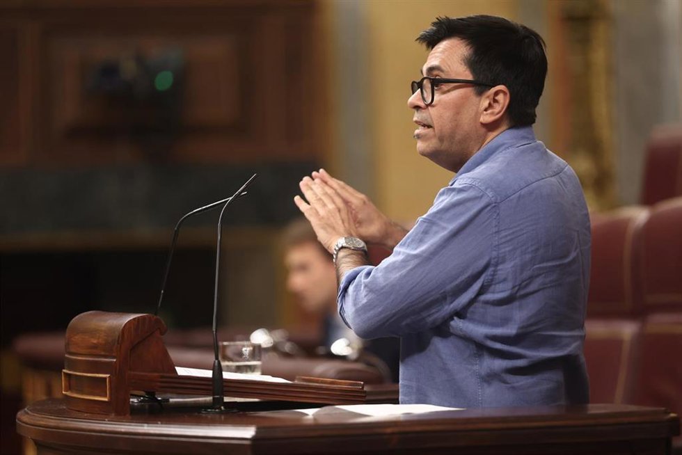 El diputado de Sumar Gerardo Pisarello interviene durante una sesión plenaria, en el Congreso de los Diputados, a 23 de junio de 2026, en Madrid (España). El Hemiciclo acoge una jornada parlamentaria marcada por la toma en consideración de la reforma del