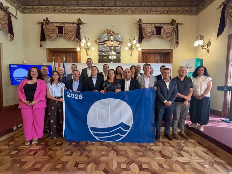 Acto de entrega de las banderas azules de 2026 en la provincia de Almería.