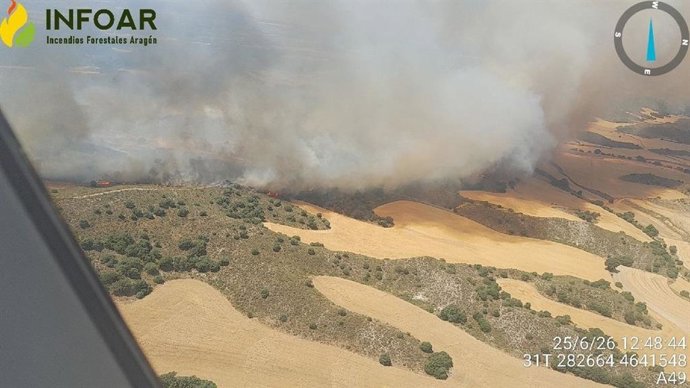Incêndio entre Tamarite e Alcampell (Huesca).