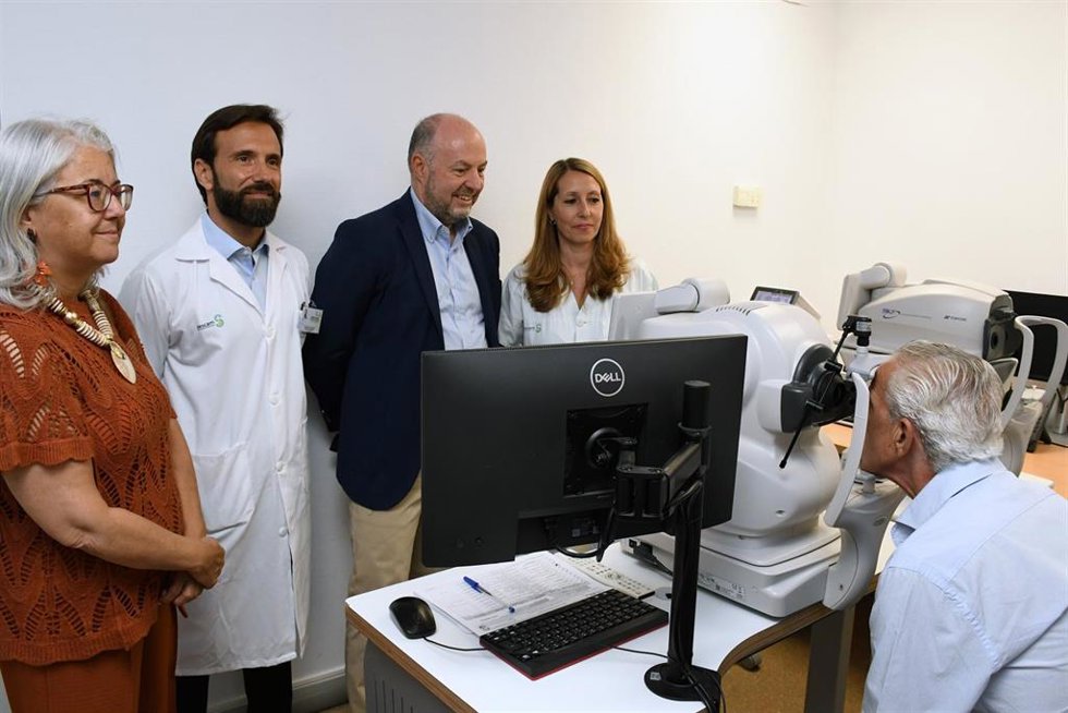 Visita al servicio oftamológico del Hospital de Talavera.