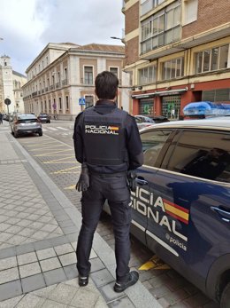 Detenido en Valladolid por agredir a otro a la puerta de una 'disco' hace cuatro meses .
