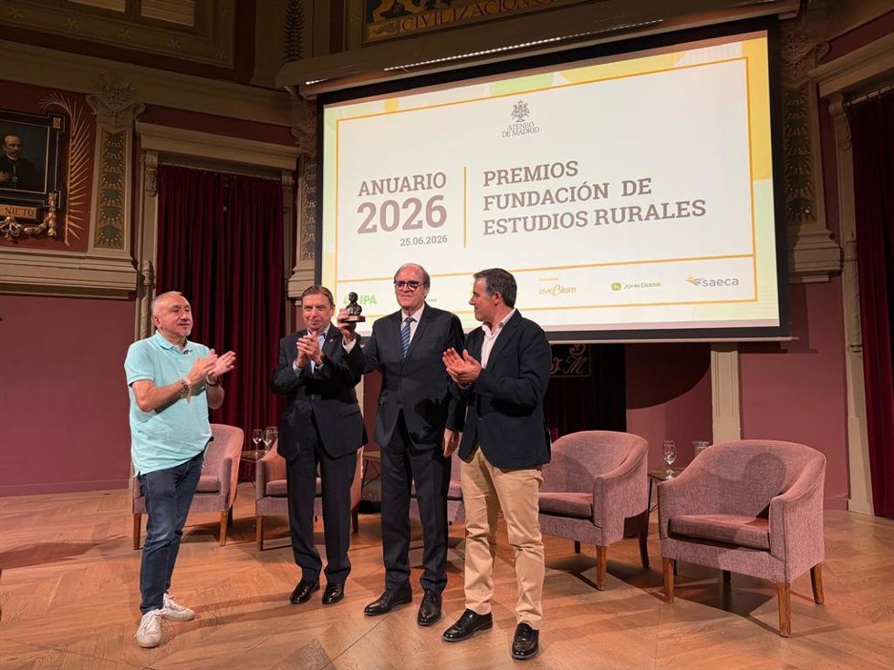 El Defensor del Pueblo, premiado por UPA