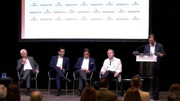 Sevilla se reivindica como sede de grandes eventos y urge mejora de conexiones p