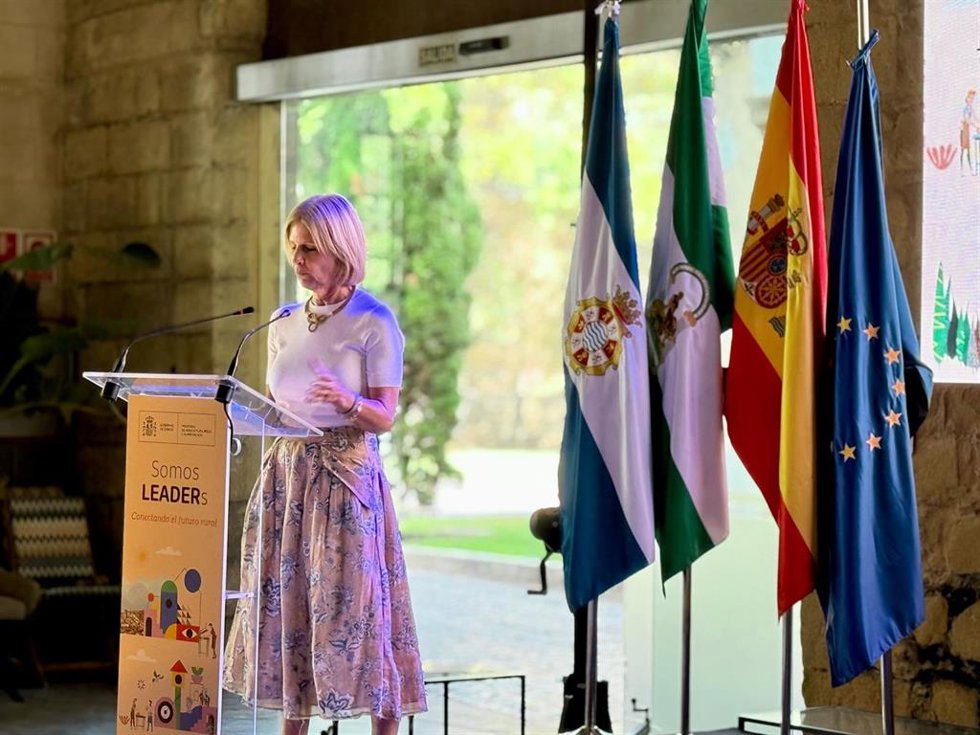 La alcaldesa de Jerez de la Frontera (Cádiz), María José García-Pelayo, en la bienvenida a todas las instituciones participantes en el encuentro nacional 'Somos Leaders', celebrado en el Alcázar de Jerez.