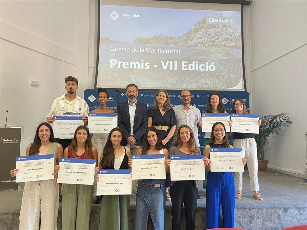 La Cátedra del Mar Iberostar premia 12 proyectos de protección marina de la UIB