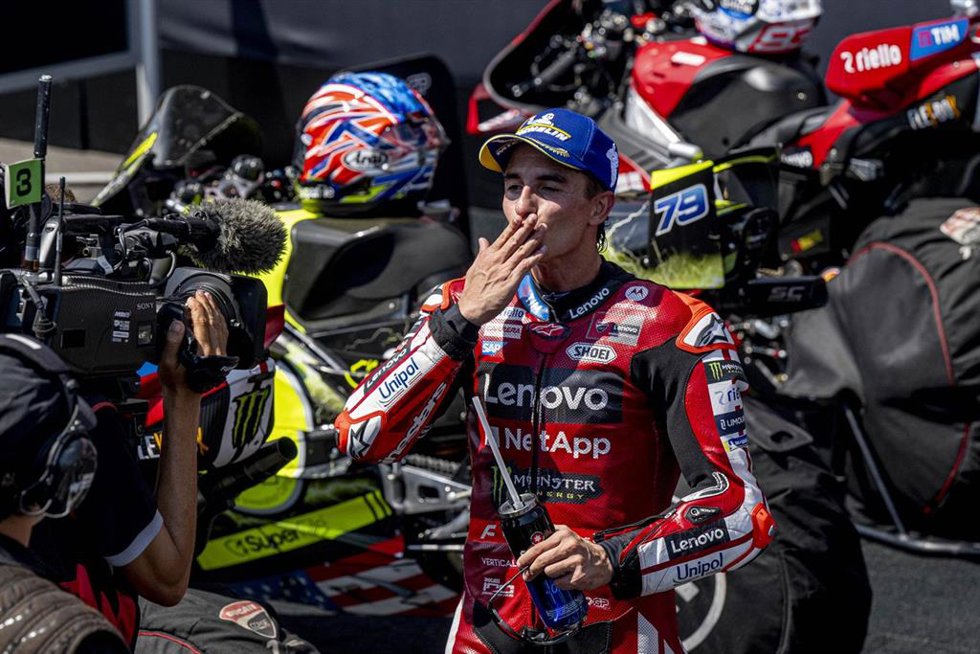 Marc Márquez (Ducati) celebra su victoria durante el Gran Premio de la República Checa de MotoGP 2026, disputado en Brno del 19 al 21 de junio