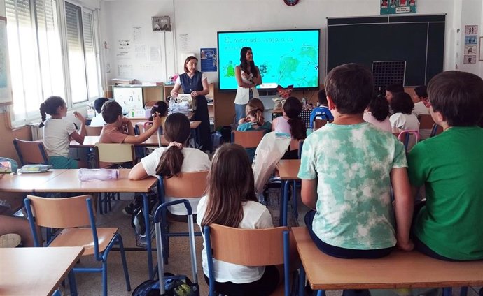 Actividad en un colegio de la Campiña Sur.