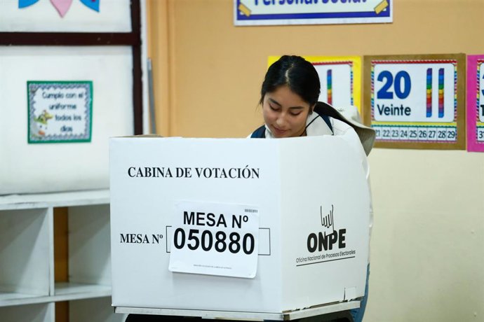 Archivo - Perú.- Elecciones 2026: el viernes 3 de julio se proclamarían resultados de segunda vuelta