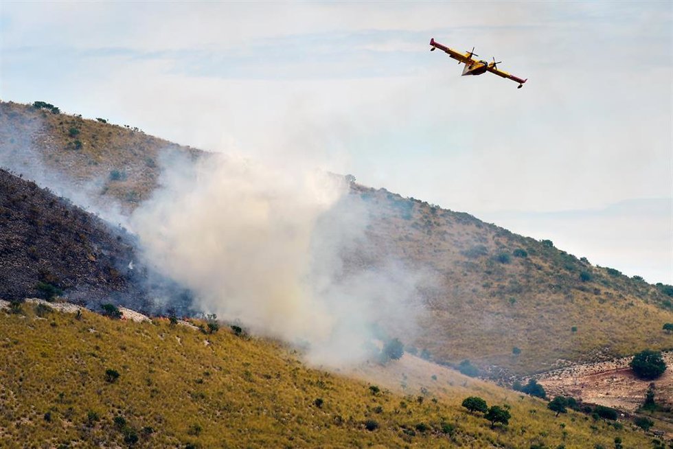 Avión Canadair. 