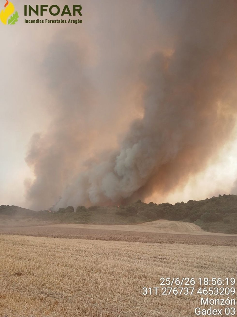 Incendio entre Tamarite de Litera y Alcampell.