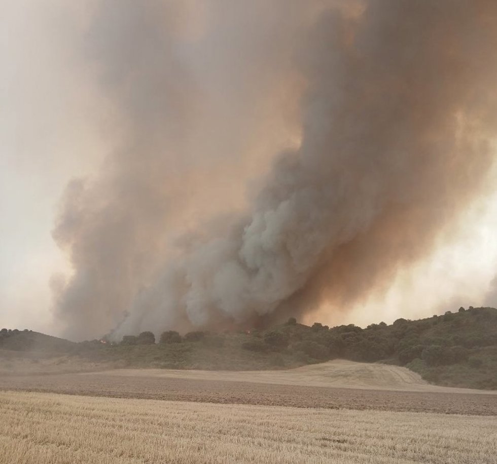 Imagen del incendio en la provincia de Huesca, que afecta a la Comarca de La Litera.