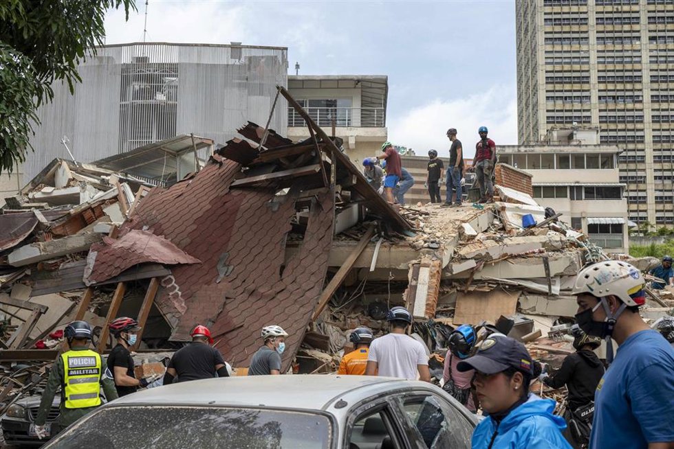 Consecuencias del terremoto que ha sacudido Caracas. 