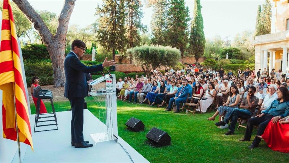 El presidente de la Generalitat, Salvador Illa, en el cierre del curso del Consorci per a la Normalització Lingüística