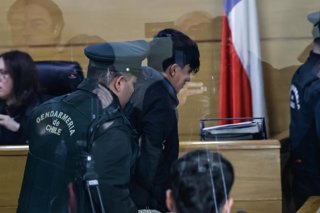 Santiago, 25 de junio de 2026.  Llegan al Juzgado de Garantia de San Bernardo los dos ultimos detenidos por el caso del robo con homicidio de un menor de 13 anos en San Bernardo  Diego Martin/Aton Chile