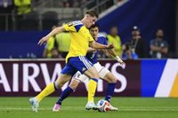 Suecia mejora poco en su camino a dieciseisavos
