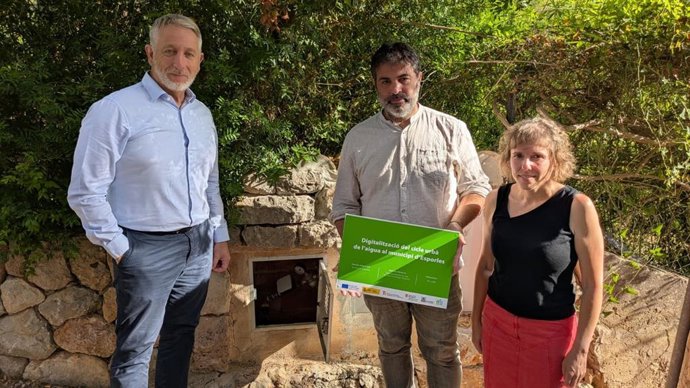 El Govern refuerza la colaboración con Esporles para mejorar la garantía de suministro de agua.