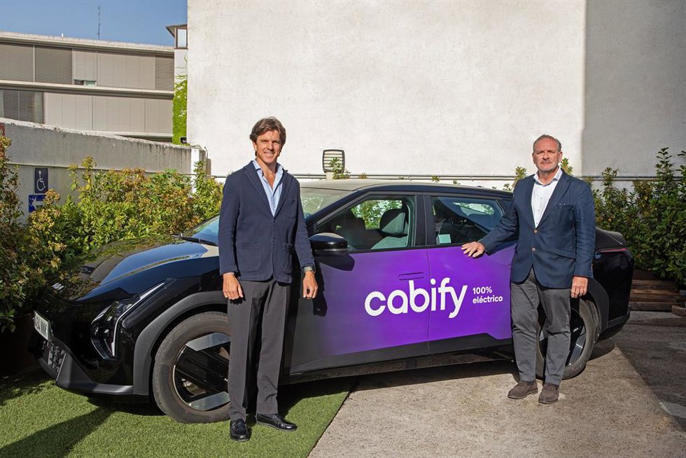 Cabify y Kia cierran un acuerdo para la compra de más de 200 coches eléctricos