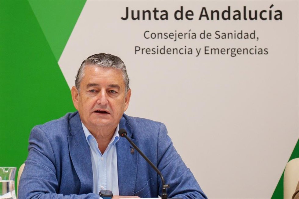 El consejero de Sanidad, Presidencia y Emergencias en funciones, Antonio Sanz, presidiendo el pleno del Observatorio de Agresiones a Personas Profesionales del Sistema Sanitario Público de Andalucía.