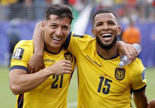 Alan Franco #21, Pedro Vite #15 of Ecuador celebrate the victory following the FIFA World Cup 2026, Group E football match between Ecuador and Germany on June 25, 2026 at New York New Jersey Stadium, MetLife Stadium in East Rutherford