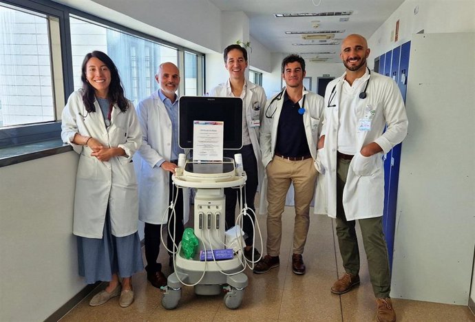 Grupo de Ecografía Clínica Asistencial del Hospital Clínico San Cecilio de Granada.