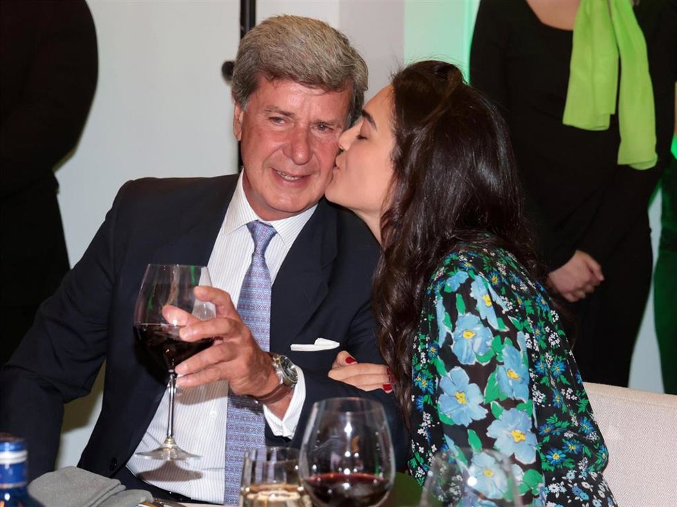 Cayetano Martínez de Irujo y Bárbara Mirjan en los premios Merca2