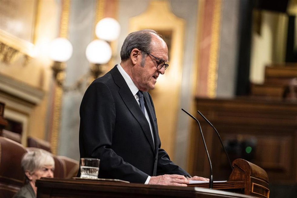 El defensor del pueblo, Ángel Gabilondo, durante una sesión plenaria, en el Congreso de los Diputados.
