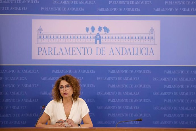 La secretaria general del PSOE-A, María Jesús Montero, en rueda de prensa. (Foto de archivo).