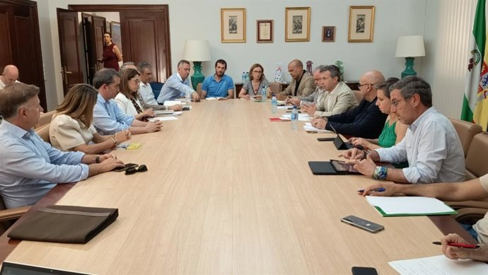 Reunión de la comisión de seguimiento de la Mesa de Los Puentes
