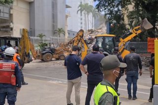 Imagen de archivo de las labores de búsqueda y rescate en una calle de Venezuela tras los terremotos.