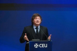 El presidente de Argentina, Javier Milei, durante la presentación de los Cursos de Verano CEU-María Cristina, en la Universidad CEU San Pablo, a 26 de junio de 2026, en Madrid (España). La II Edición de los Cursos de Verano CEU-María Cristina es un foro
