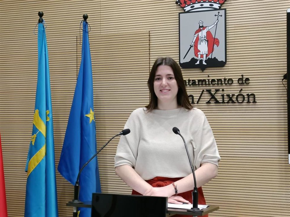 Archivo - La portavoz del Grupo Municipal Podemos en el Ayuntamiento de Gijón, Olaya Suárez.