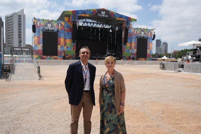 La consellera de Industria, Turismo, Innovación y Comercio, Marián Cano, visita las instalaciones del Bigsound 2026.