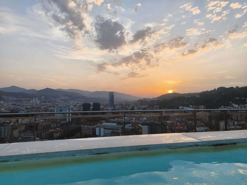 Piscina colectiva en Bilbao