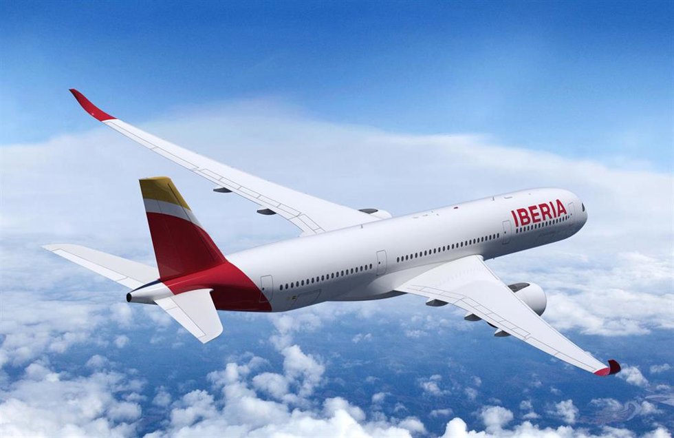 Archivo - Avión de Iberia