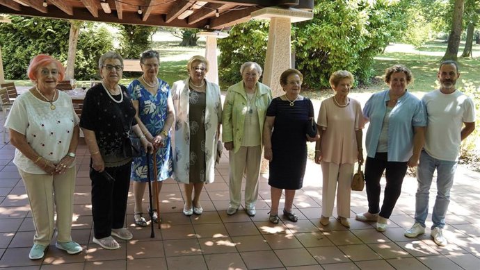 La tradicional comida anual del Hogar del Pensionista 'El Carmín'