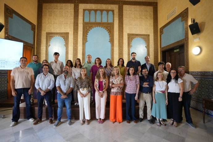Imagen de los participantes de la jornada de balance de la I edición del Máster Dual en Ingeniería Agronómica.