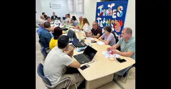Preacord d'Educació i la concertada per a implantar la jubilació parcial a la totalitat del professorat